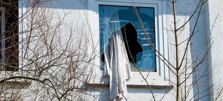 Storm Window Installation Contractors in Coral Terrace, FL